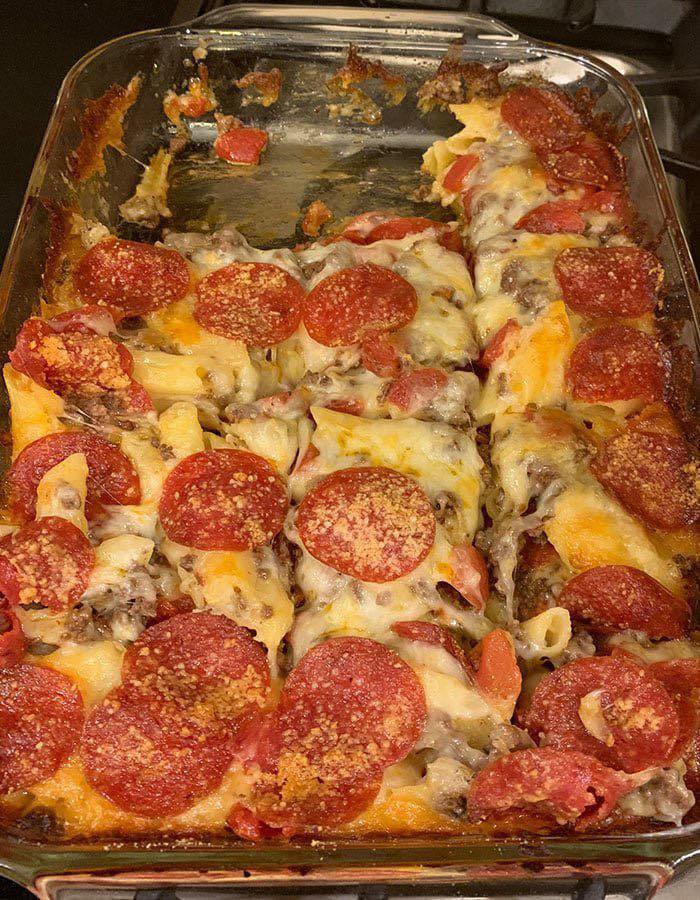 Pepperoni Pizza Casserole: A No-Bake, Easy-to-Make Party-Friendly Dish