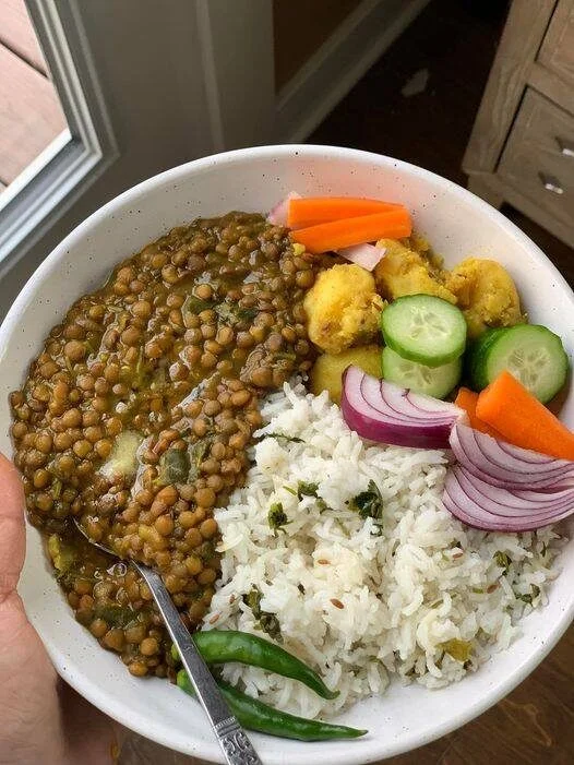 Vegan Whole Brown Lentils Curry