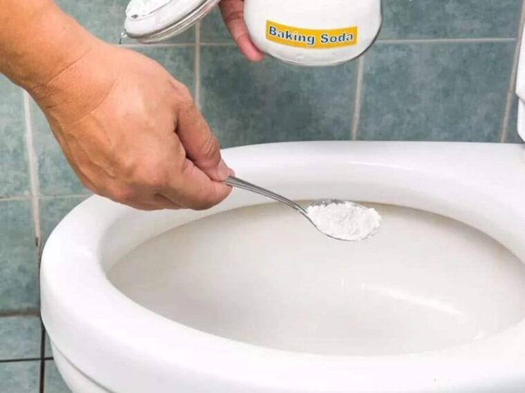 Use salt in the toilet Grandma’s foolproof trick