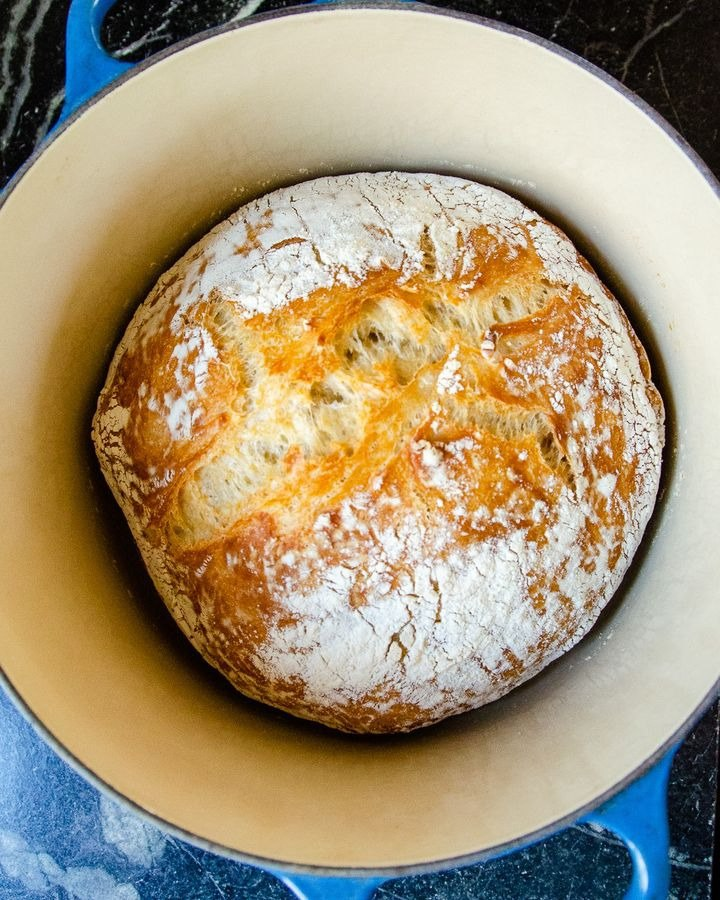 bread With just 4 ingredients and a little patience