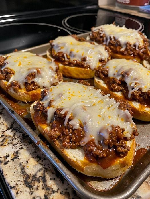 Cheesy Sloppy Joe Toasts