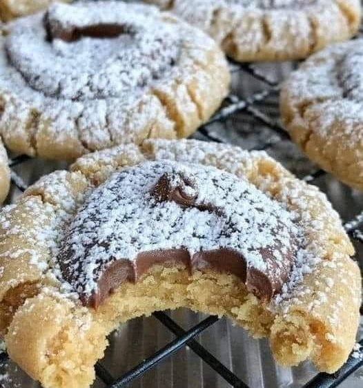 MUDDY BUDDY COOKIES