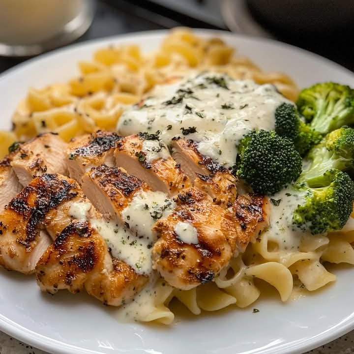 Creamy Garlic Parmesan Chicken with Broccoli Pasta